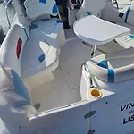 Botel Expo Barco Lancha H33 Lissabon