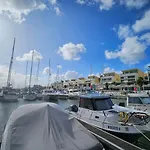 Botel Expo Barco Lancha H33 *